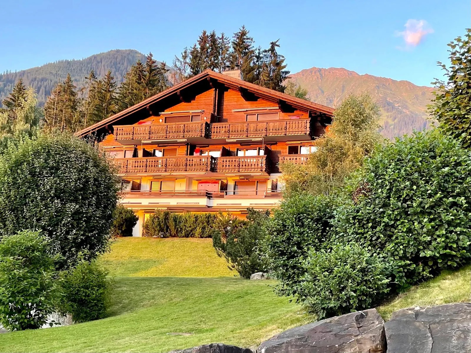 Landstrasse - Klosters Dorf photo 2